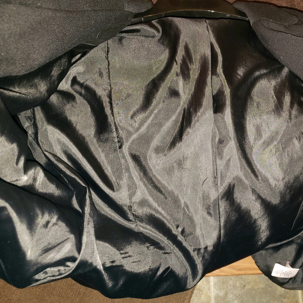 Elle women's size 8 black blazer - Picture 11 of 11